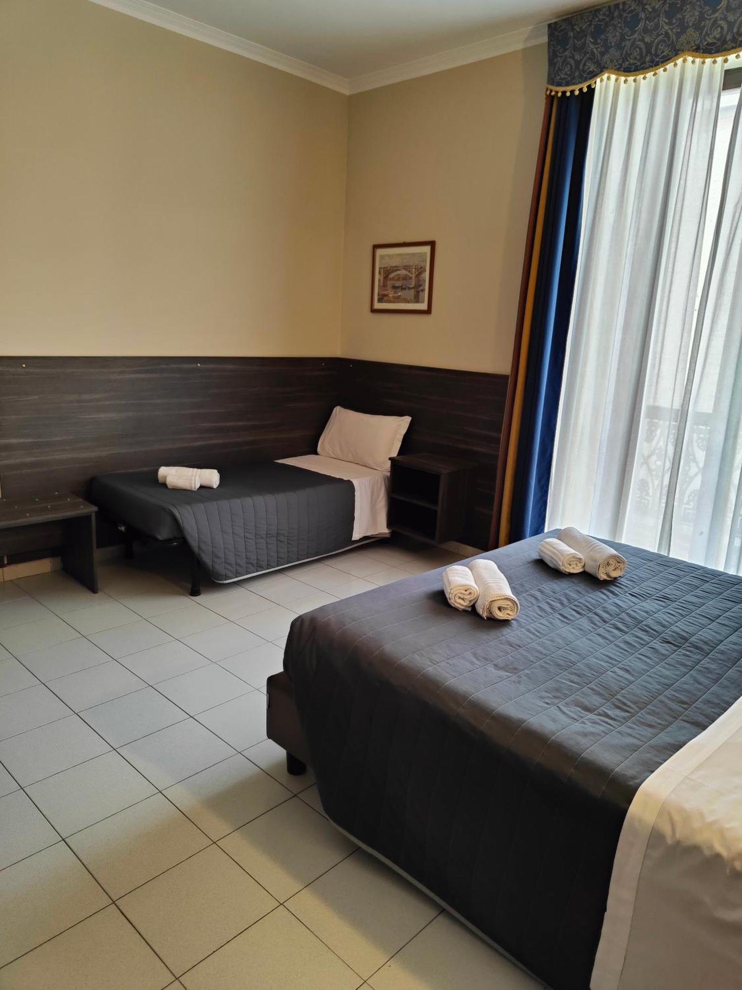טורינו Hotel Romano מראה חיצוני תמונה