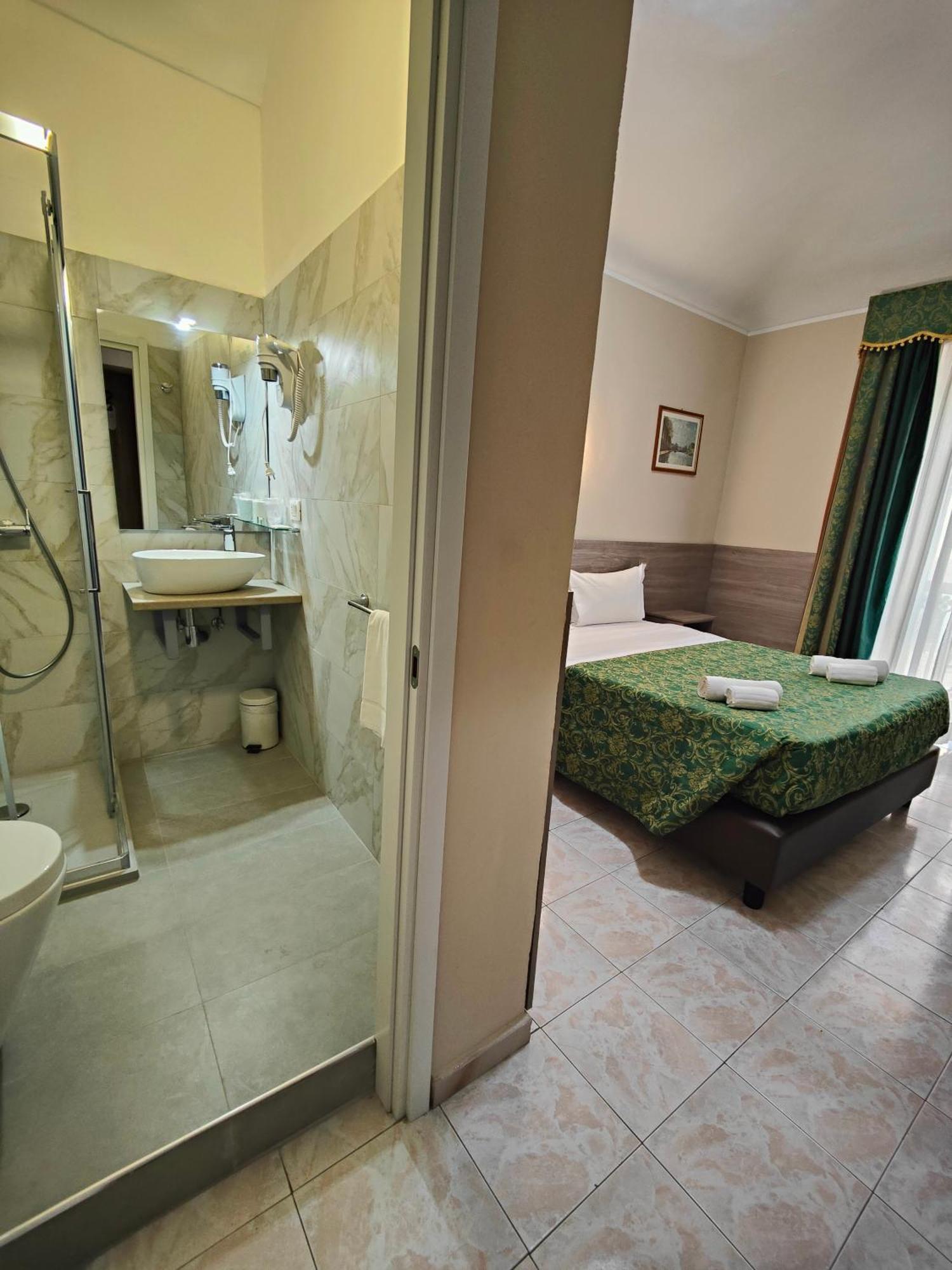 טורינו Hotel Romano מראה חיצוני תמונה