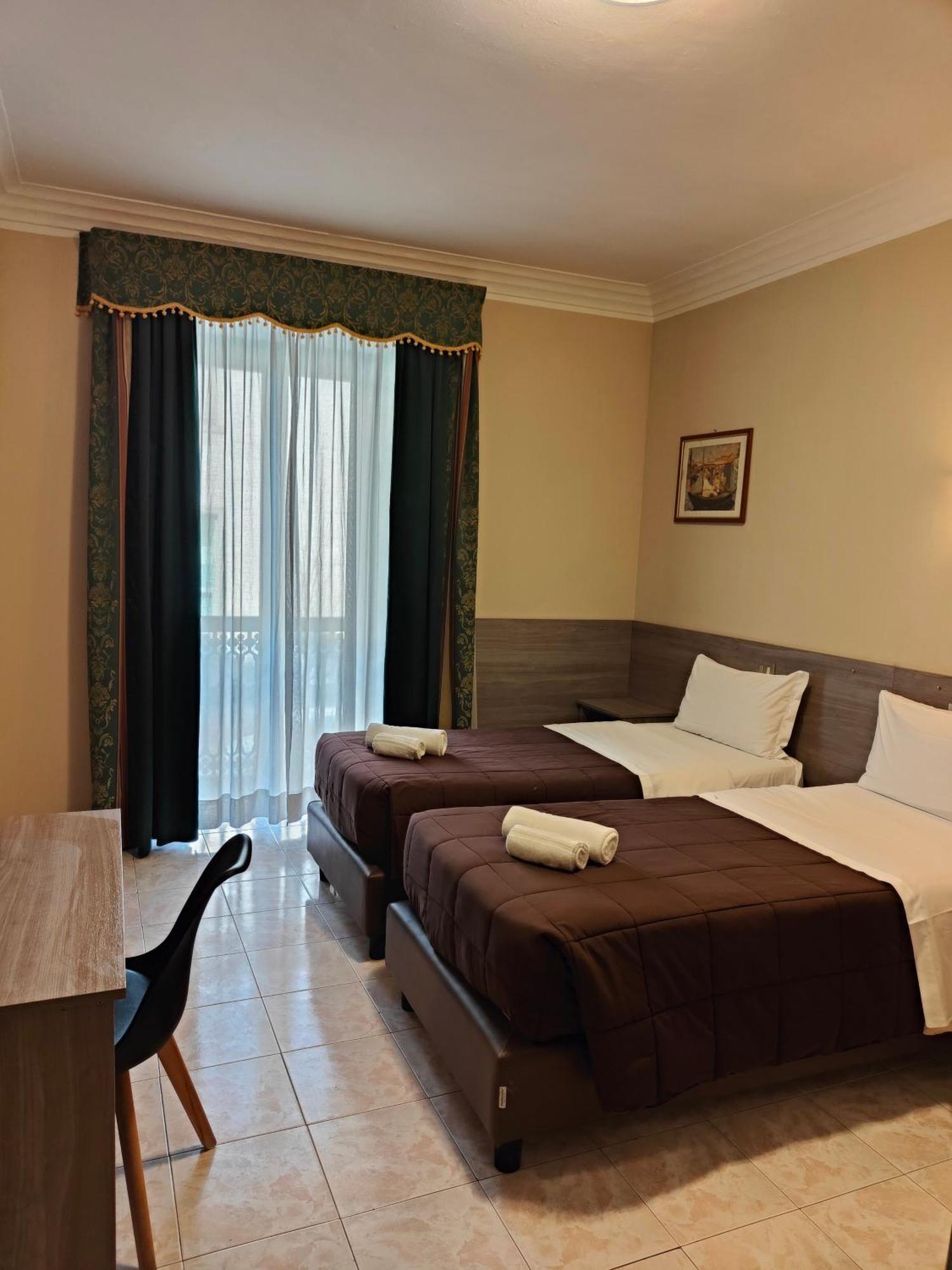 טורינו Hotel Romano מראה חיצוני תמונה
