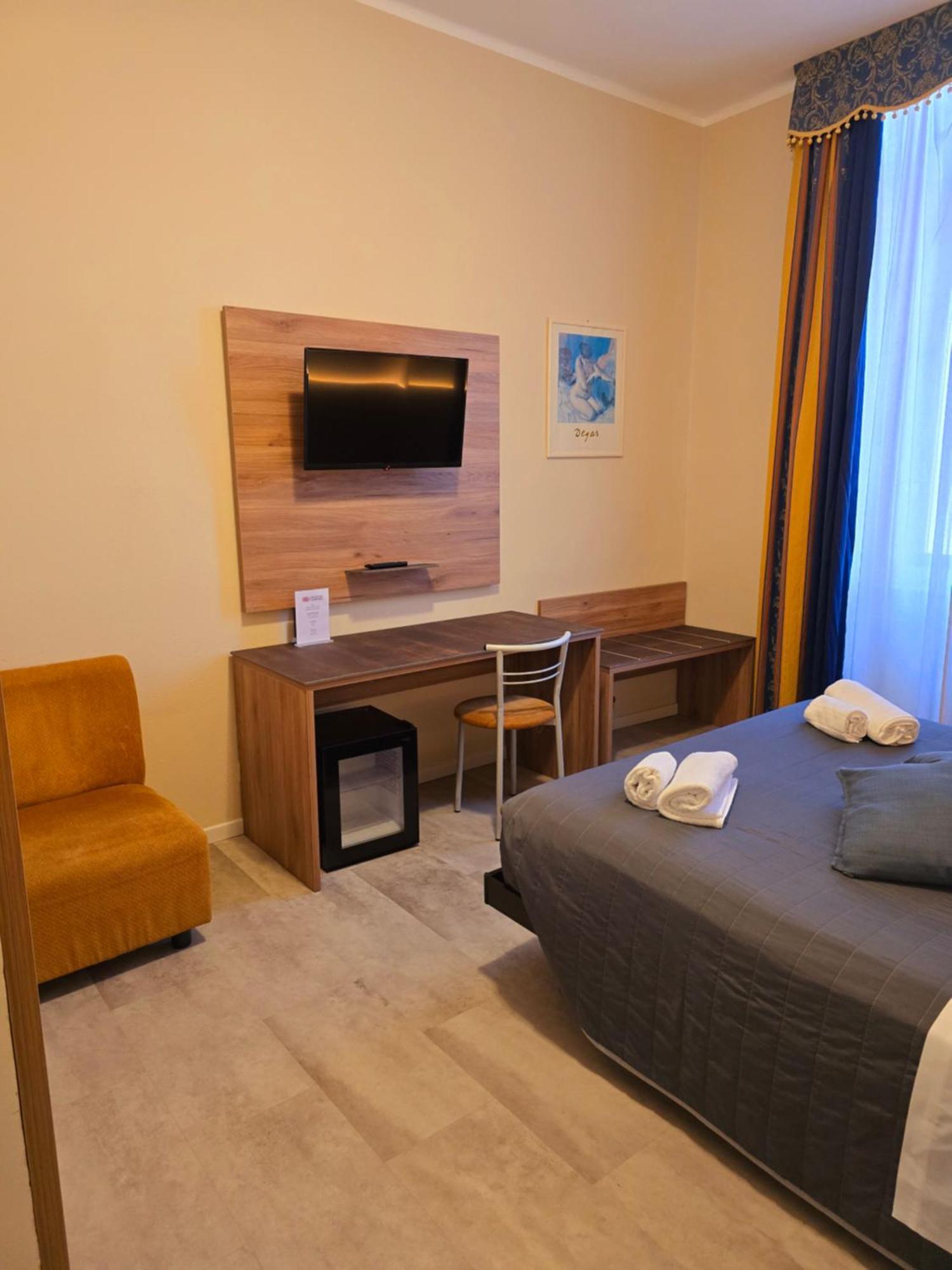 טורינו Hotel Romano מראה חיצוני תמונה